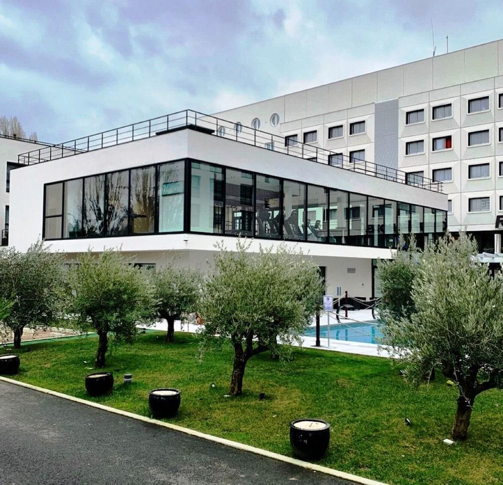 Hotel Forest Hill Meudon Velizy Exterior foto